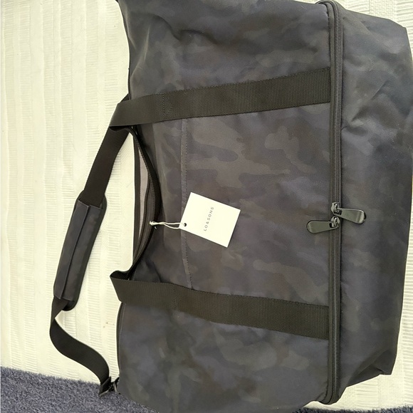 COPY - NWT Original Lo & Sons Blue Camo DELUXE Weekender Bag - Picture 6 of 7